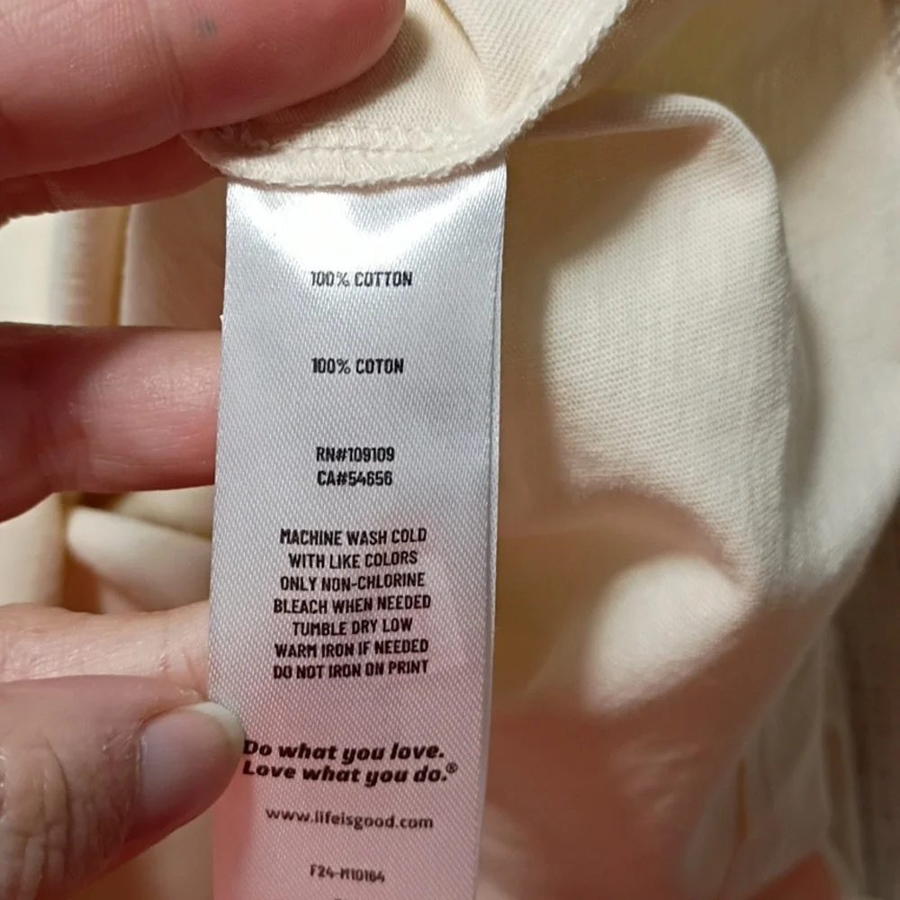 NWT Life Is Good Putty White Jack And Rocket Be The Person Tee Size Small Cotton - Picture 5 of 8